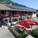 Hauptgebude-Terrasse1